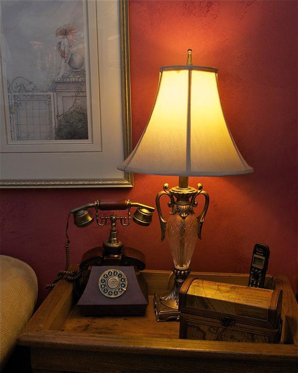 Bondy House Bed & Breakfast Amherstburg Ngoại thất bức ảnh