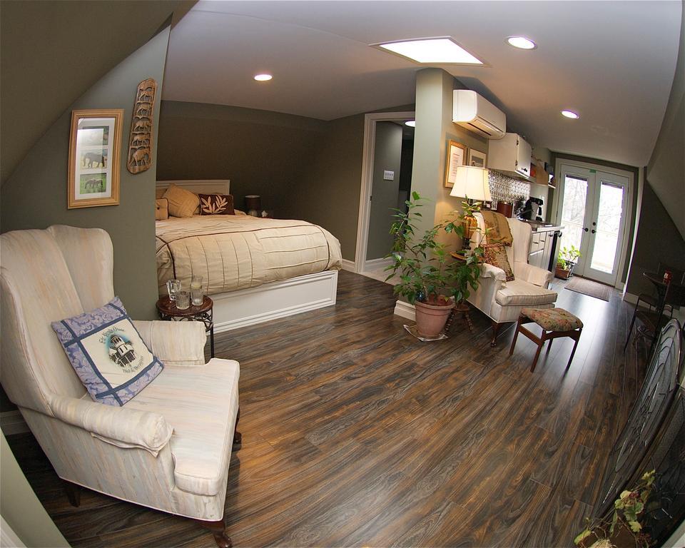 Bondy House Bed & Breakfast Amherstburg Ngoại thất bức ảnh