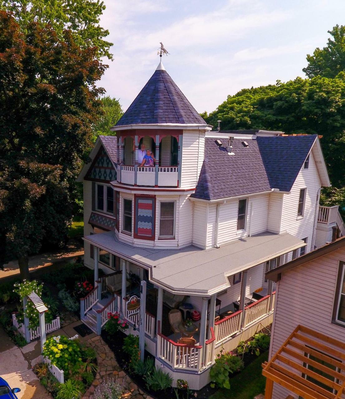 Bondy House Bed & Breakfast Amherstburg Ngoại thất bức ảnh
