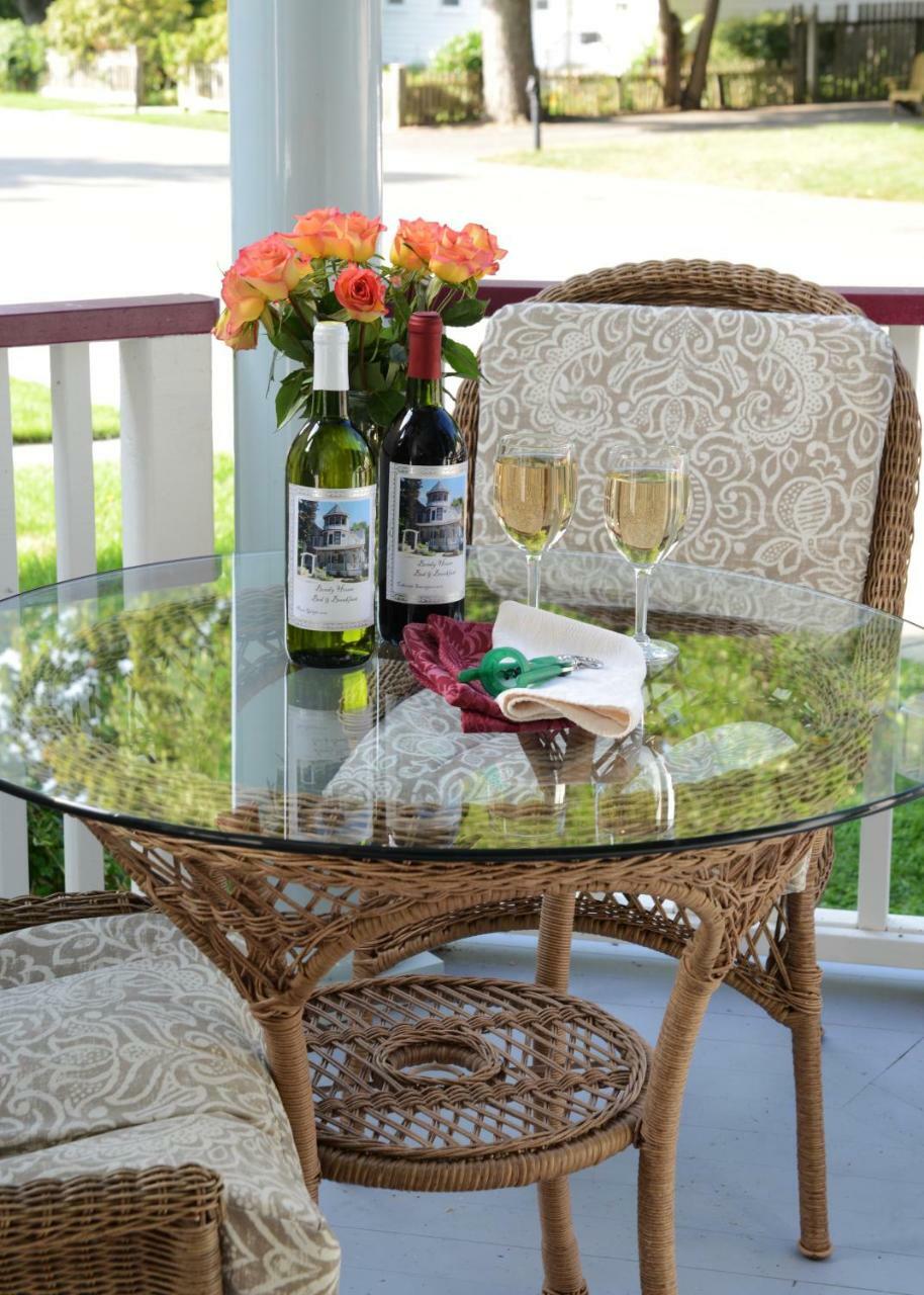 Bondy House Bed & Breakfast Amherstburg Ngoại thất bức ảnh